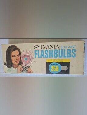 Sylvania Vintage Blue Dot Press 25B Flashbulbs 12pk Untested